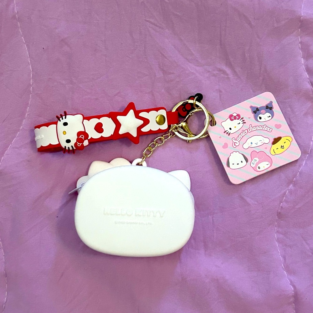 Hello Kitty Bundle - Picture 3 of 8